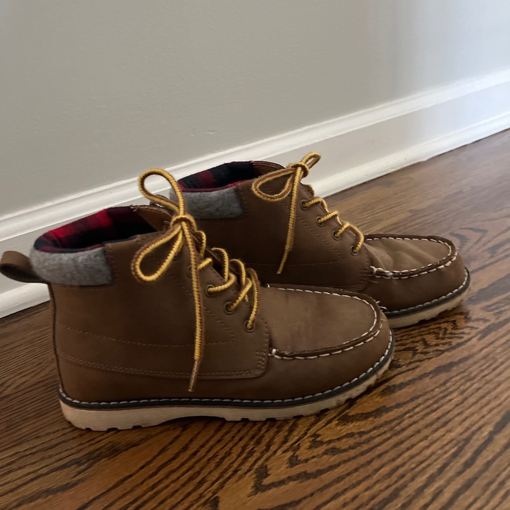 Boys high top boots